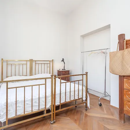 Apartamento Piazza Vittorio Retreat *